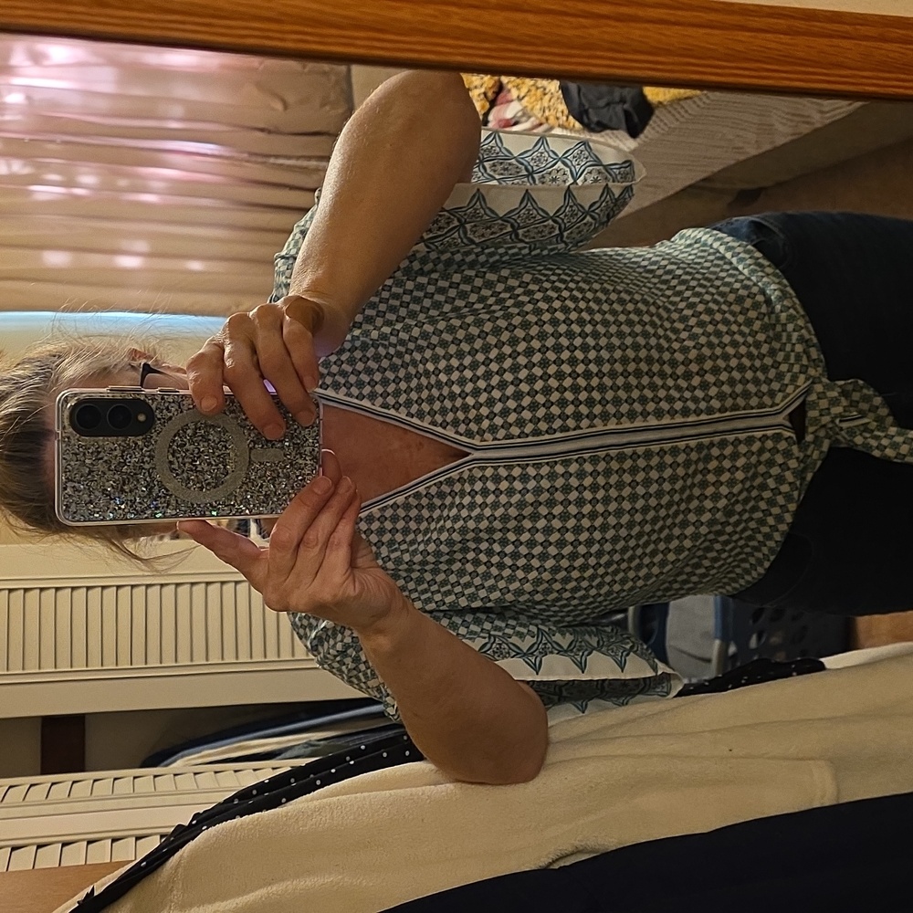 Max studio Green and White Checkered Blouse with Tie Front. EUC